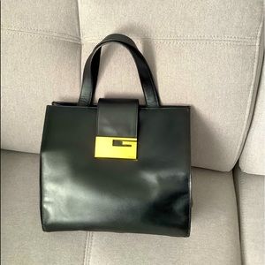 Authentic GUCCI leather purse 🌹